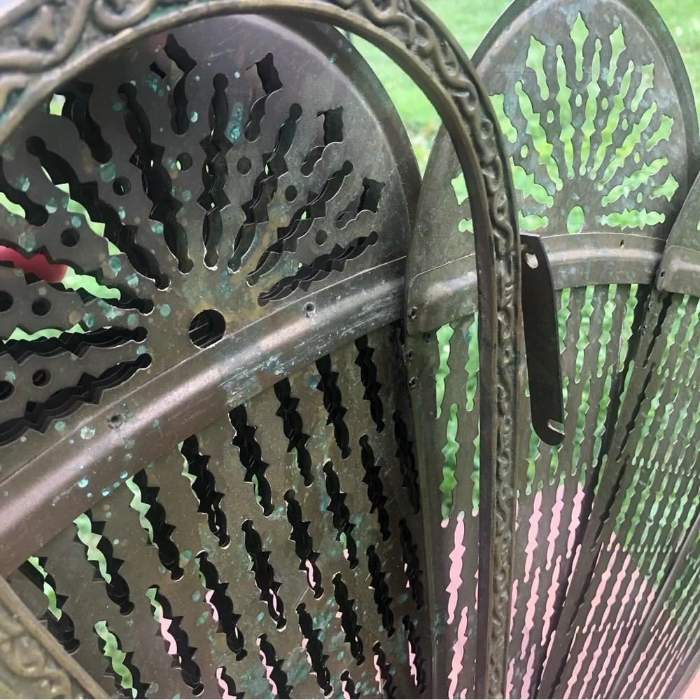 Vintage MCM Brass Fireplace Screen Pineapple - Picture 7 of 16